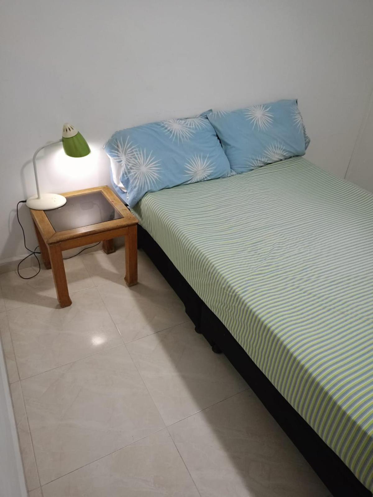 Cerca Al Aeropuerto Homestay *